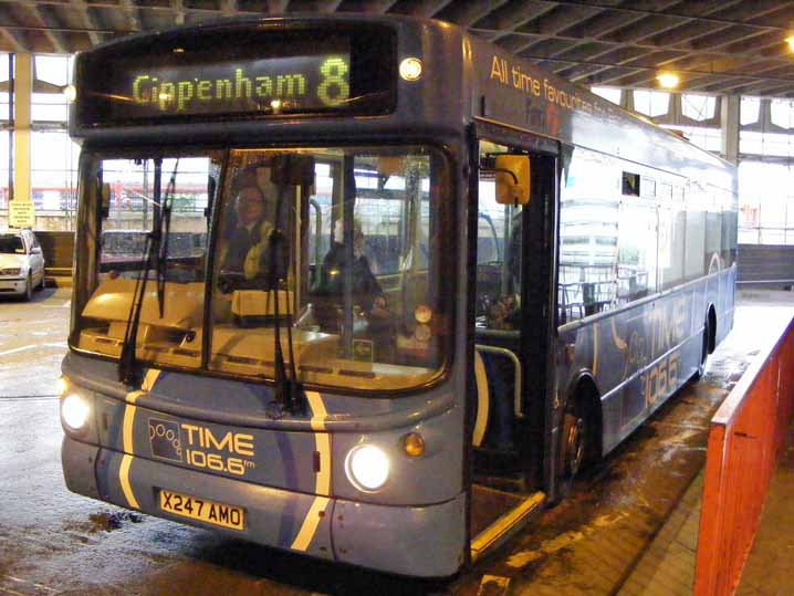 First Berkshire Dennis Dart Alexander ALX200 Time 106.6 42347